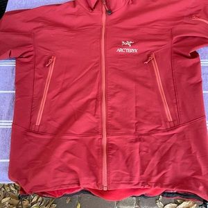Arc'teryx shell - red size large